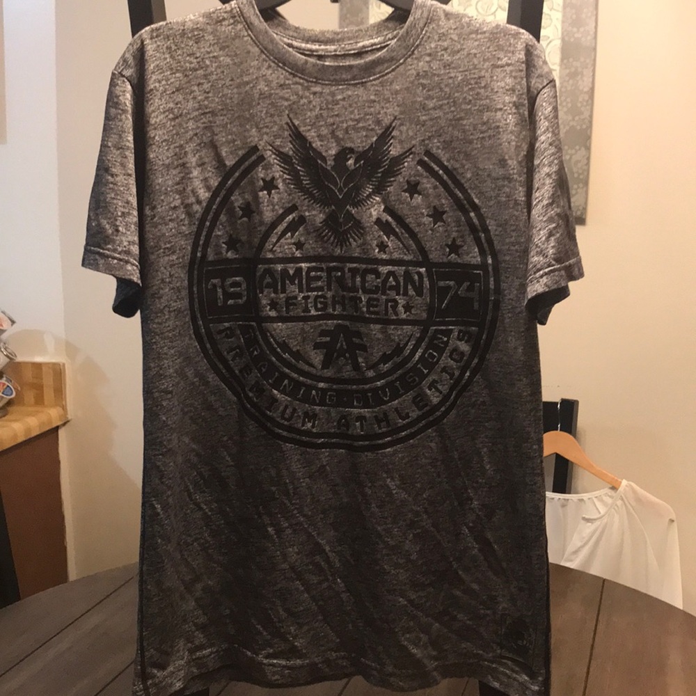 Buckle brand men’s tee